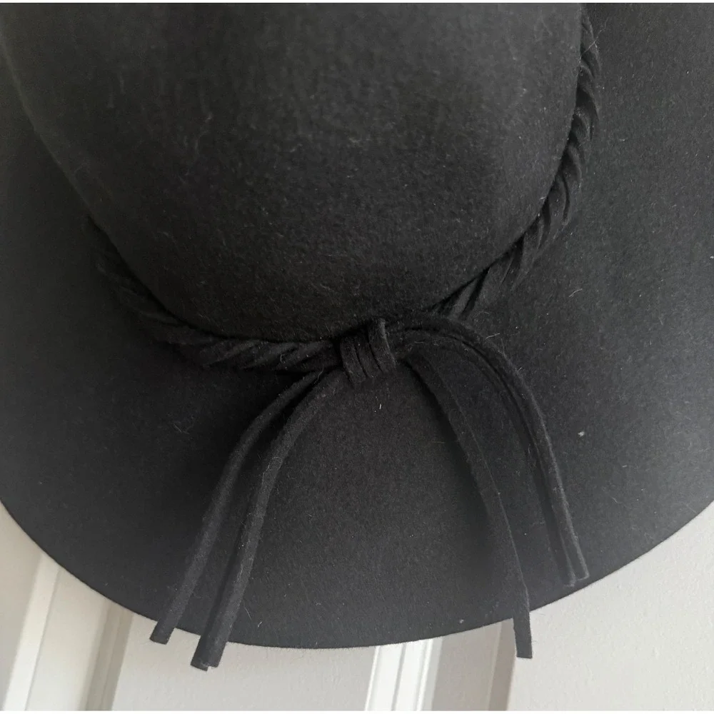 Vintage Black Wool Floppy Hat | Boho Wide Brim Fringe Tie